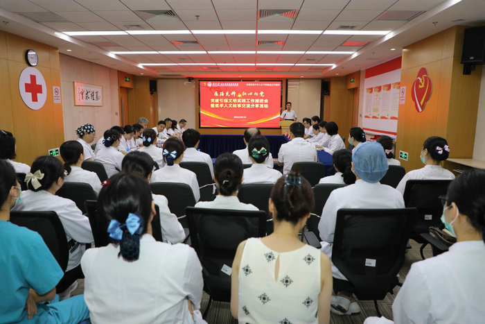 我院举办文明实践工作推进暨医学人文故事交流会.jpg