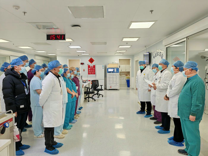 党建引领聚医护合力 南大苏州医院文明实践暖冬日传真情6.jpg