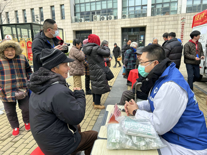 多形式多渠道 南大苏州医院“全国爱耳日”系列活动惠民生暖人心4.jpg